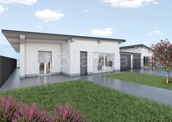 casa indipendente in vendita a Cantù
