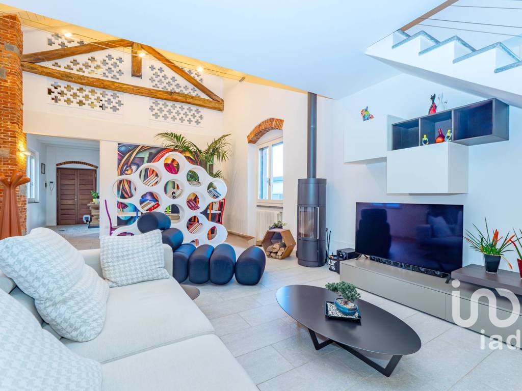 casa indipendente in vendita a Cantù