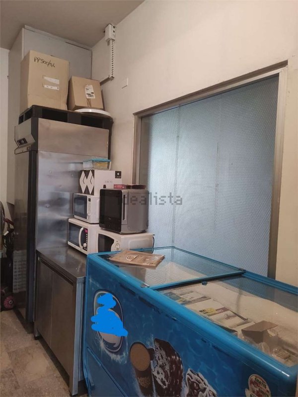 negozio in vendita a Cantù