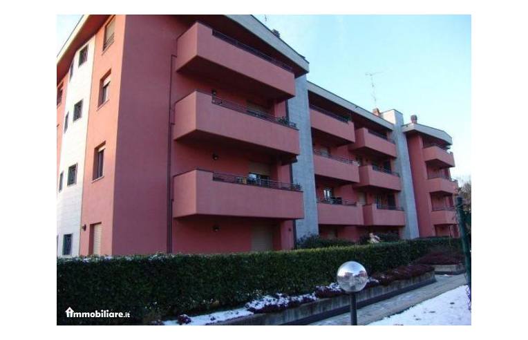 appartamento in vendita a Cantù in zona Cascina Amata