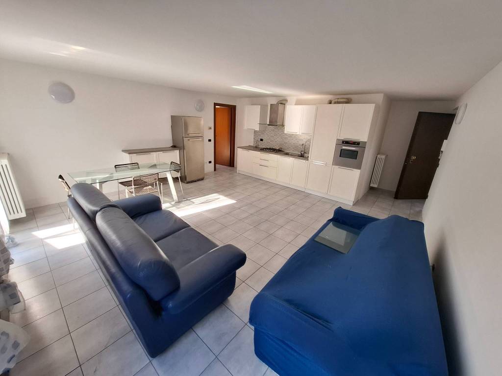 appartamento in vendita a Cantù in zona Vighizzolo