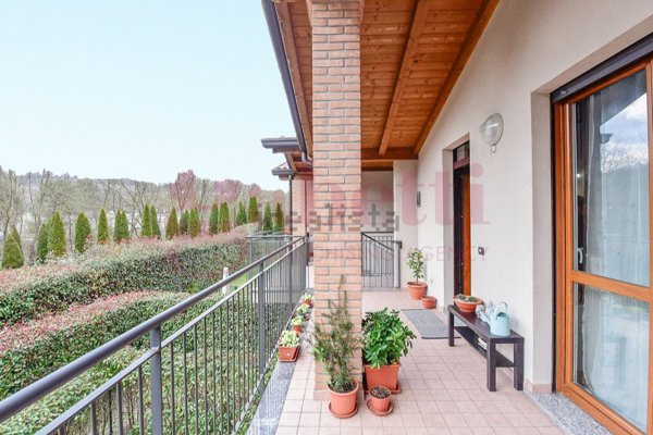 appartamento in vendita a Cantù in zona Cantù Asnago