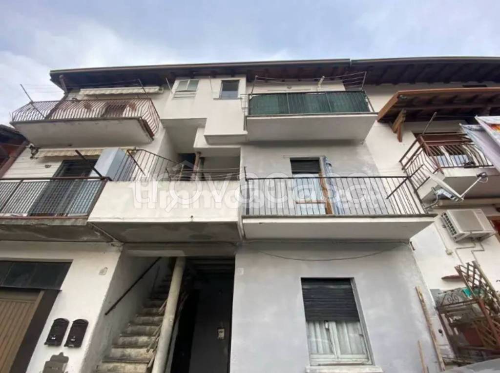 appartamento in vendita a Cantù in zona Vighizzolo