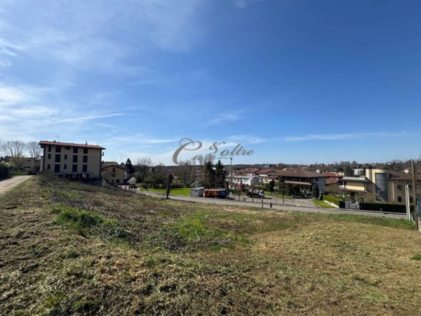 villa in vendita a Cantù in zona Cascina Amata