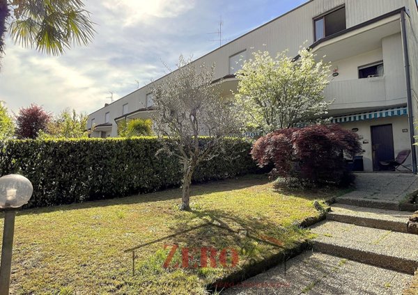 casa indipendente in vendita a Cantù