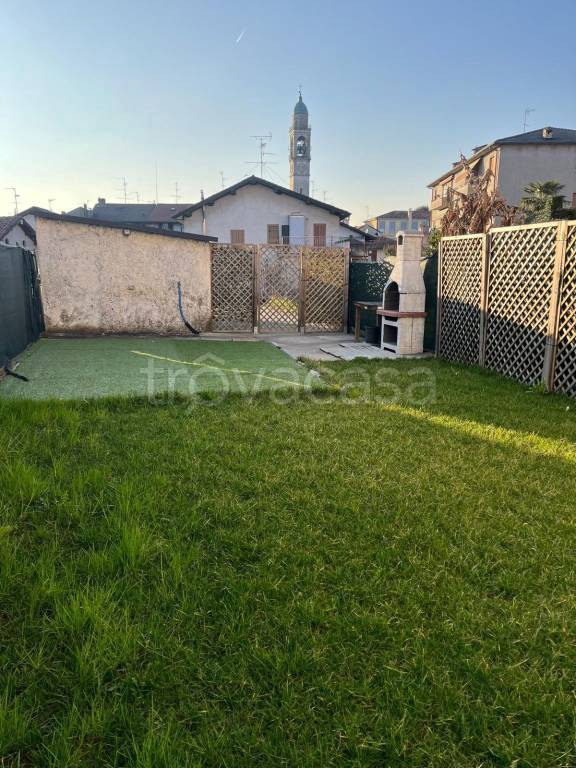 appartamento in vendita a Cantù in zona Vighizzolo