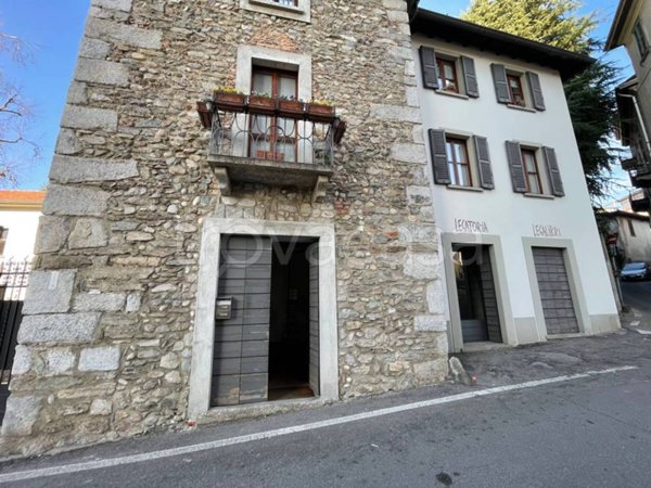 negozio in vendita a Cantù