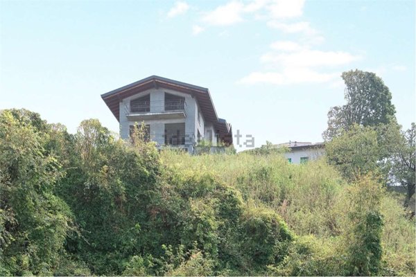 casa indipendente in vendita a Cantù