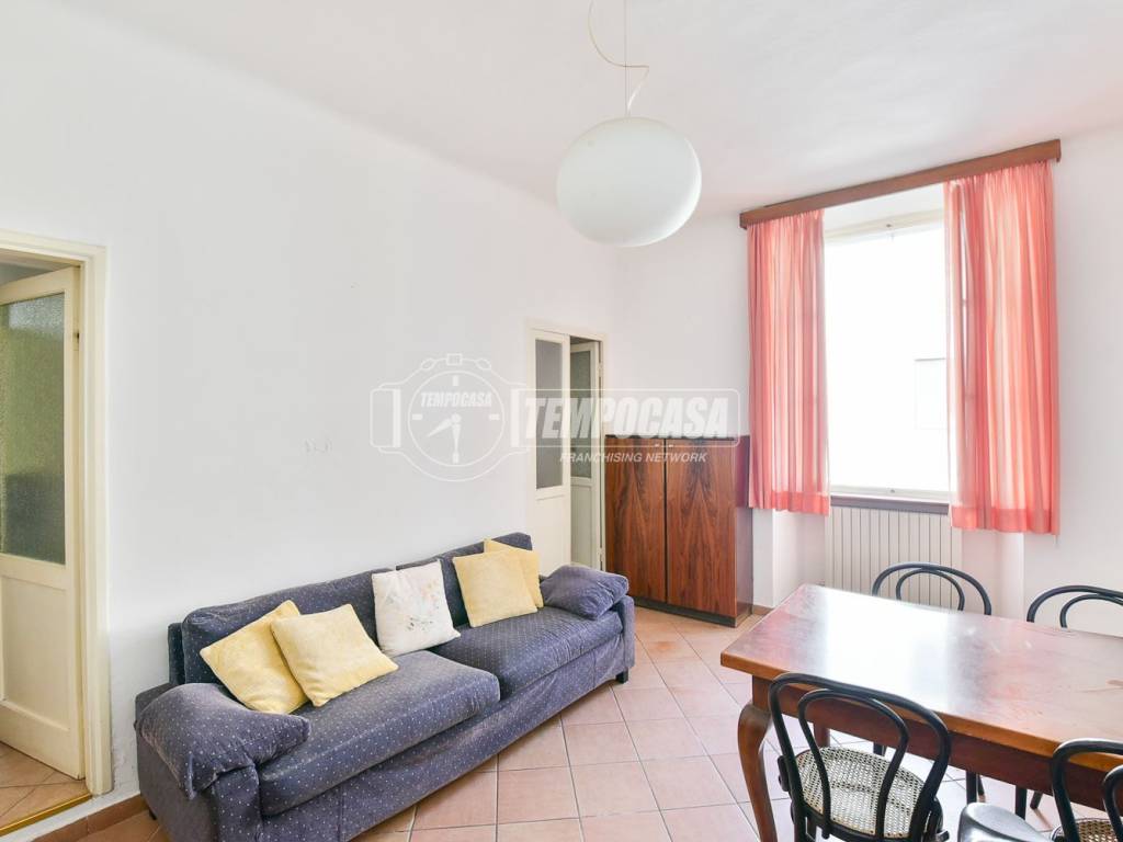 appartamento in vendita a Cantù in zona Cascina Amata