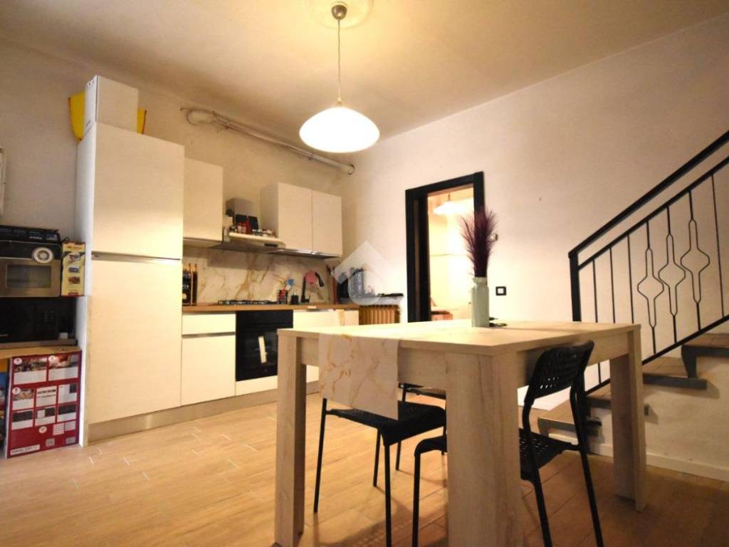 casa indipendente in vendita a Cantù in zona Vighizzolo