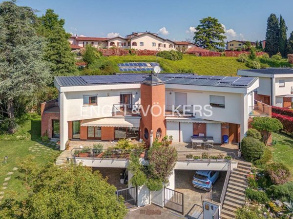 casa indipendente in vendita a Cantù