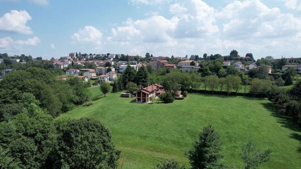 casa indipendente in vendita a Cantù