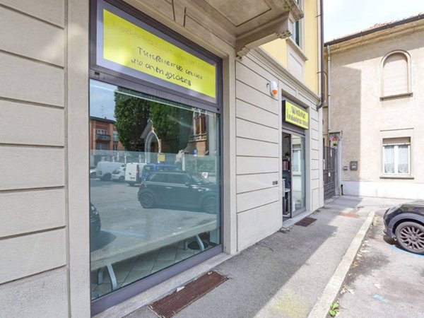 negozio in vendita a Cantù