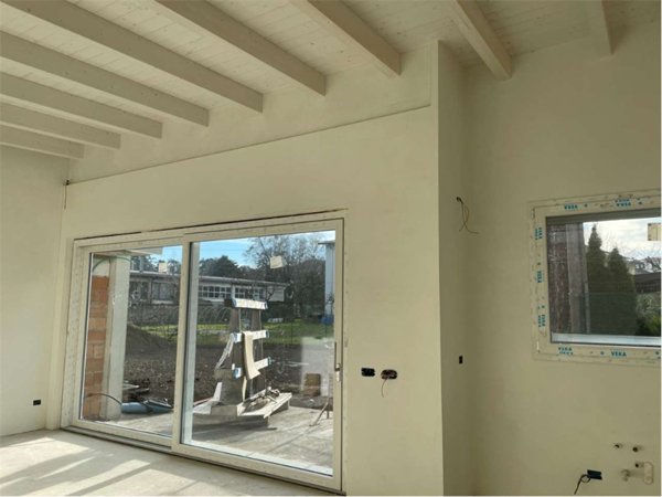 casa indipendente in vendita a Cantù