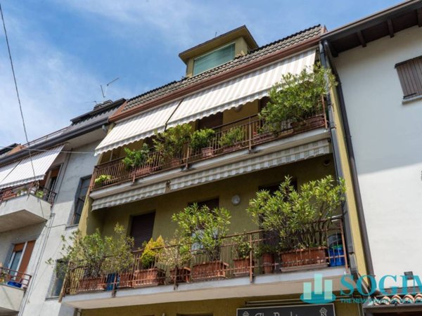appartamento in vendita a Cantù in zona Vighizzolo