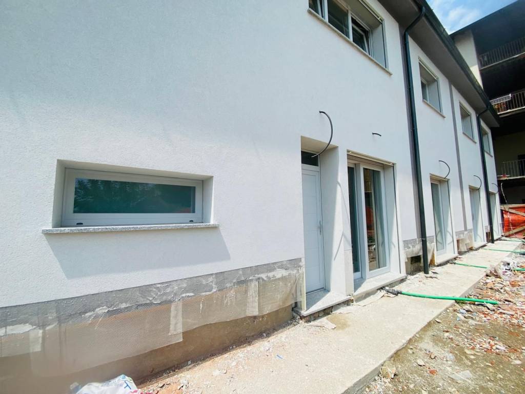 casa indipendente in vendita a Cantù