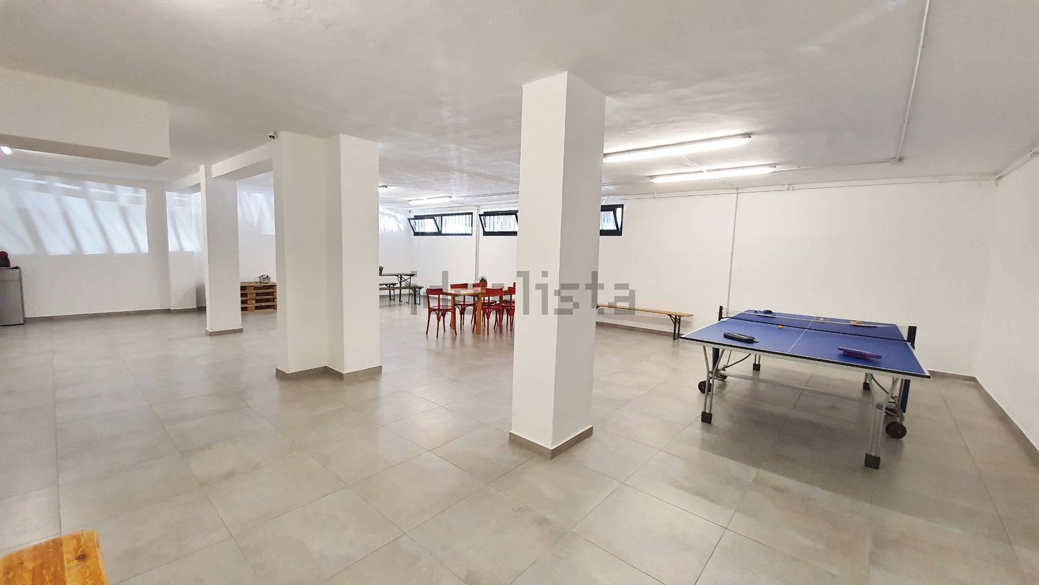 locale di sgombero in vendita a Cantù
