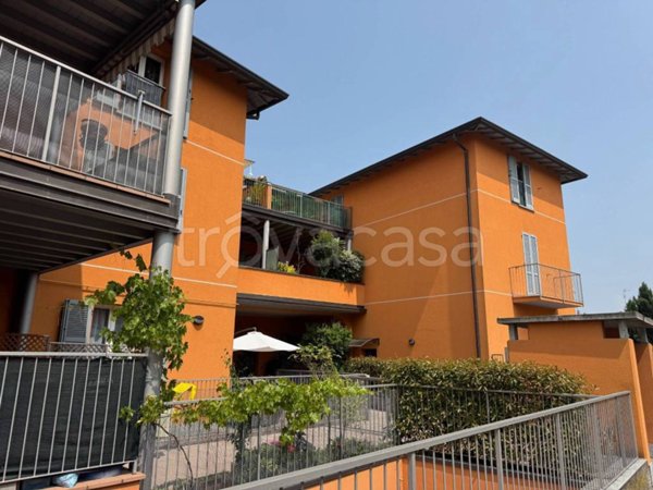 appartamento in vendita a Cantù in zona Vighizzolo