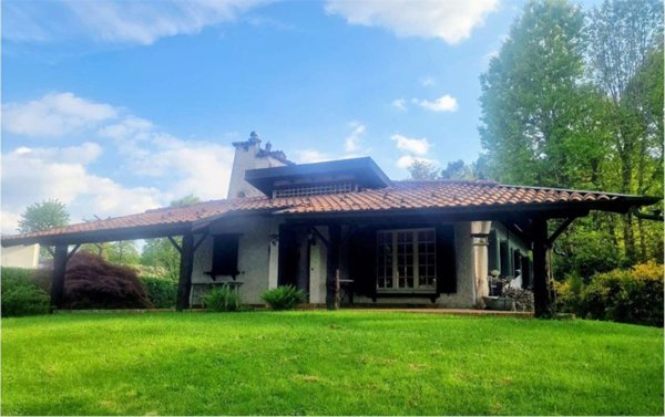 casa indipendente in vendita a Cantù