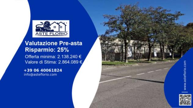 locale commerciale in vendita a Cantù
