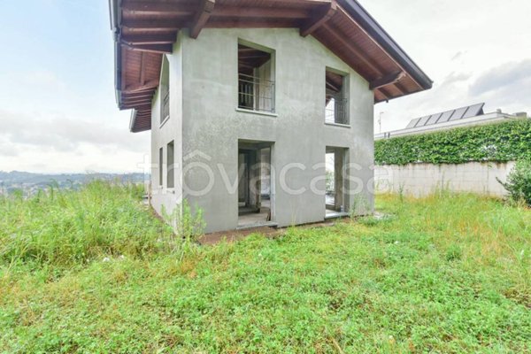 casa indipendente in vendita a Cantù