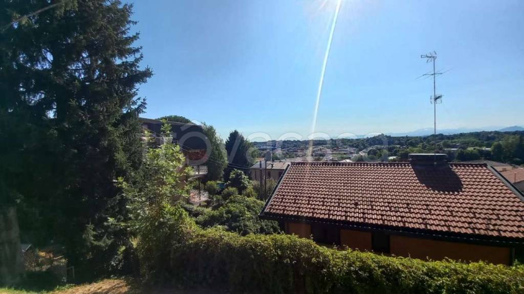 casa indipendente in vendita a Cantù