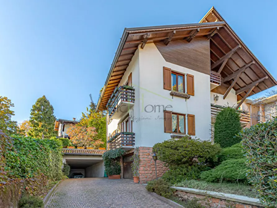 casa indipendente in vendita a Cantù