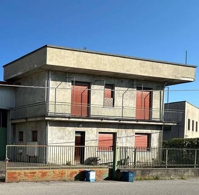 appartamento in vendita a Cantù
