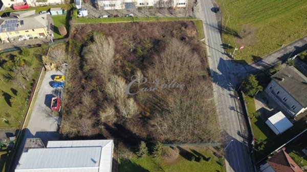 terreno edificabile in vendita a Cantù in zona Vighizzolo