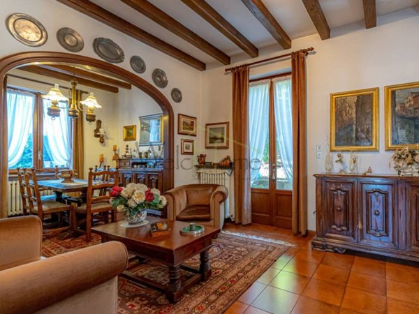 casa indipendente in vendita a Cantù