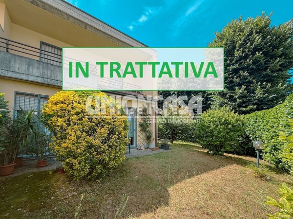 casa indipendente in vendita a Cantù in zona Cantù Asnago