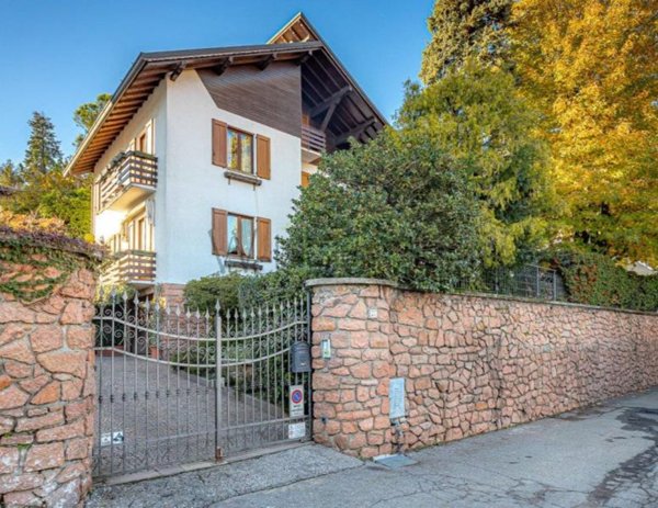 casa indipendente in vendita a Cantù