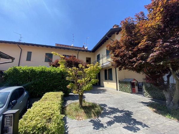 appartamento in vendita a Cantù in zona Vighizzolo