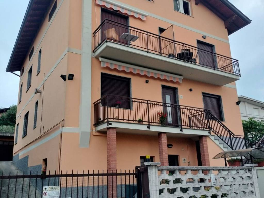 appartamento in vendita a Cantù in zona Vighizzolo