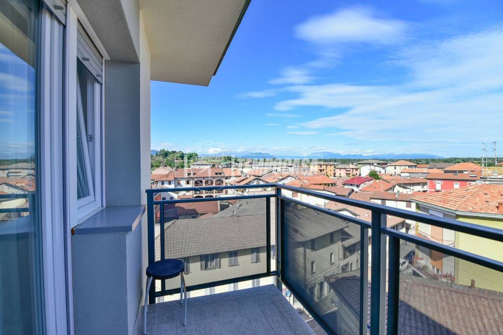 appartamento in vendita a Cantù in zona Vighizzolo