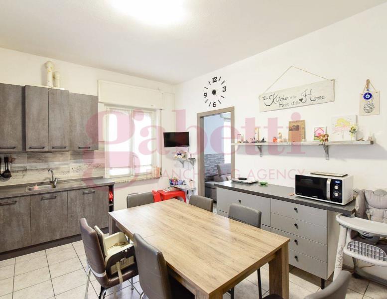 casa indipendente in vendita a Cantù in zona Cascina Amata