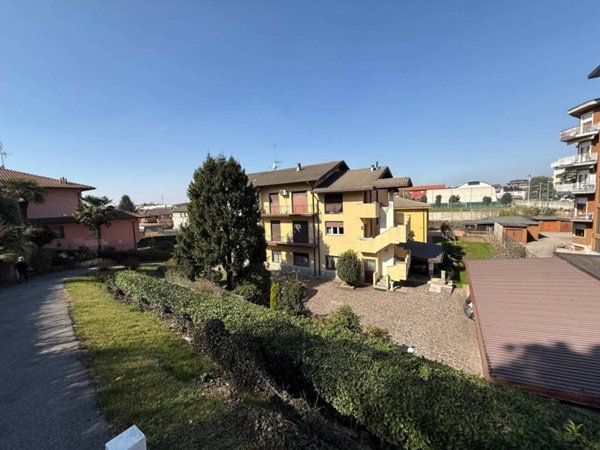 appartamento in vendita a Cantù in zona Vighizzolo