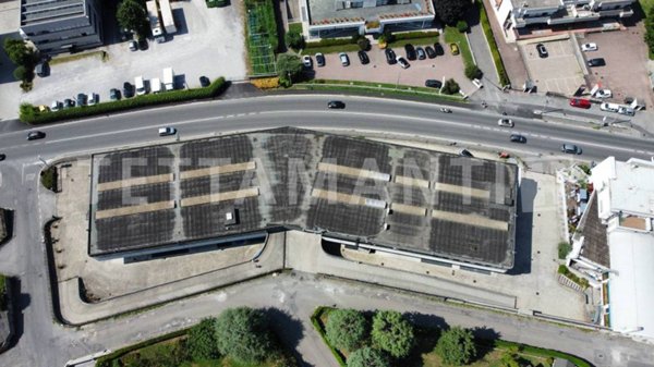 capannone in vendita a Cantù