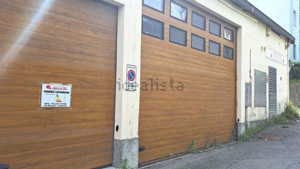 capannone in vendita a Cantù