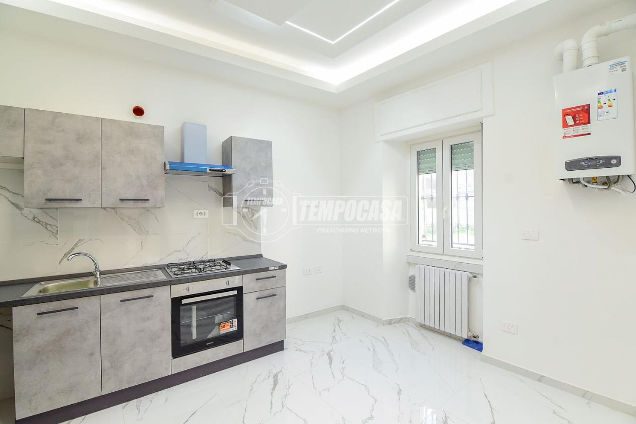 appartamento in vendita a Cantù in zona Vighizzolo