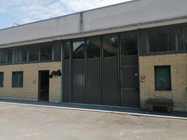 capannone in vendita a Cantù