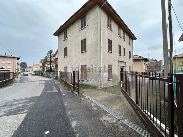 casa indipendente in vendita a Cantù