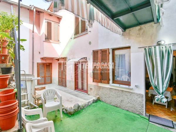 appartamento in vendita a Cantù in zona Cascina Amata