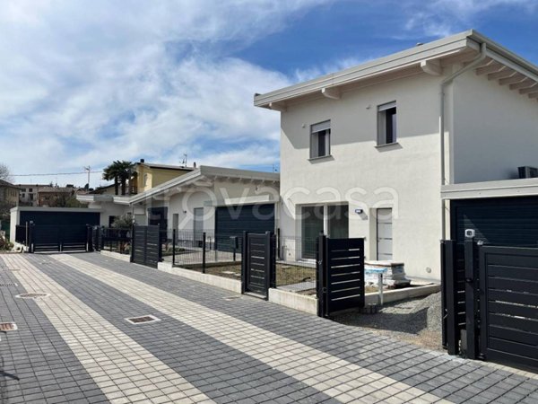 casa indipendente in vendita a Cantù