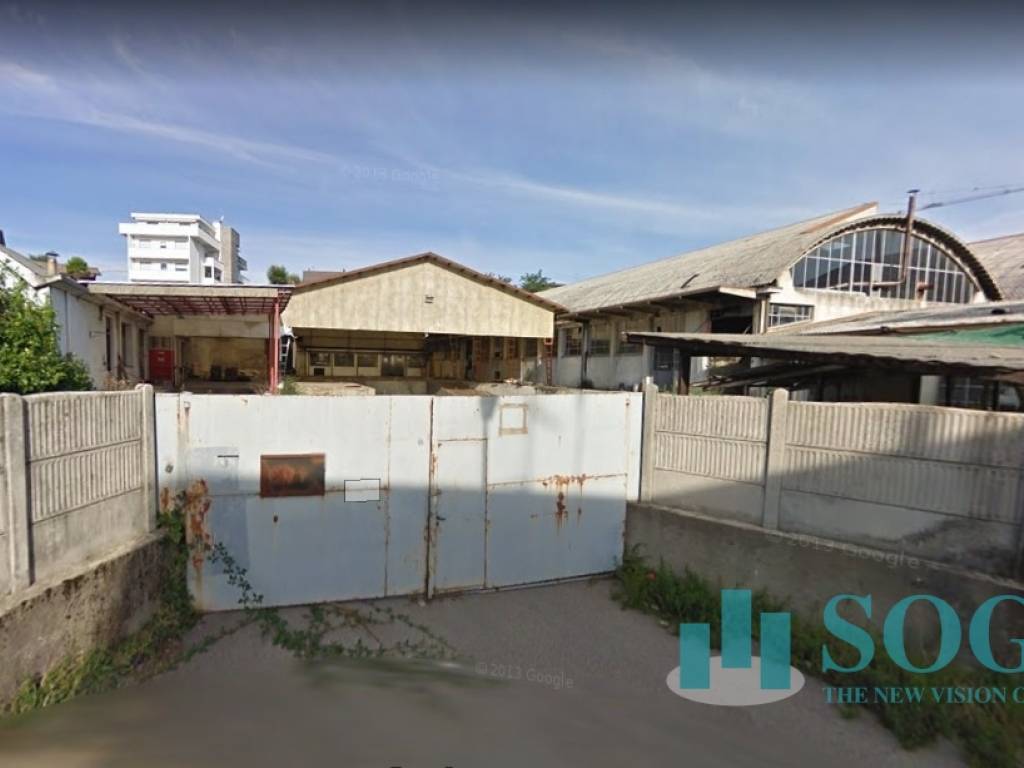 capannone in vendita a Cantù