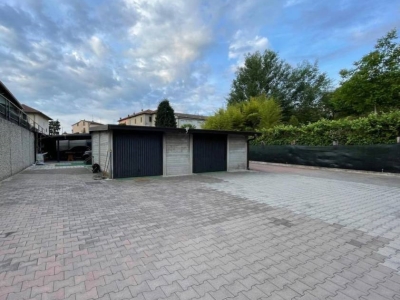 casa indipendente in vendita a Cantù