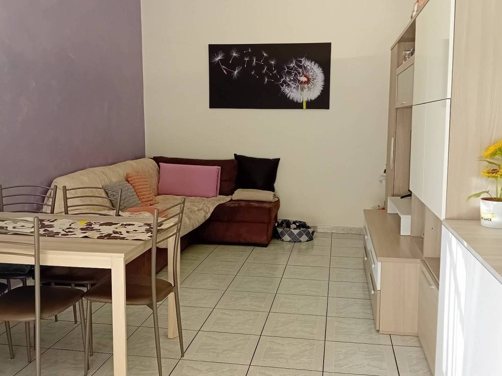 appartamento in vendita a Cantù in zona Vighizzolo