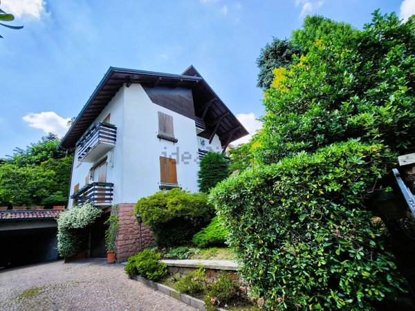 casa indipendente in vendita a Cantù