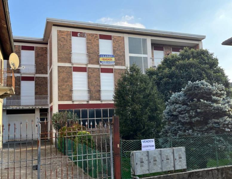 casa indipendente in vendita a Cantù