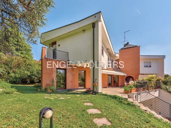 casa indipendente in vendita a Cantù